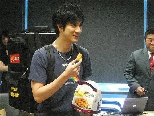 爆料王力宏视频最新,揭秘娱乐圈不为人知的真相 第2张 爆料王力宏视频最新,揭秘娱乐圈不为人知的真相 第2张